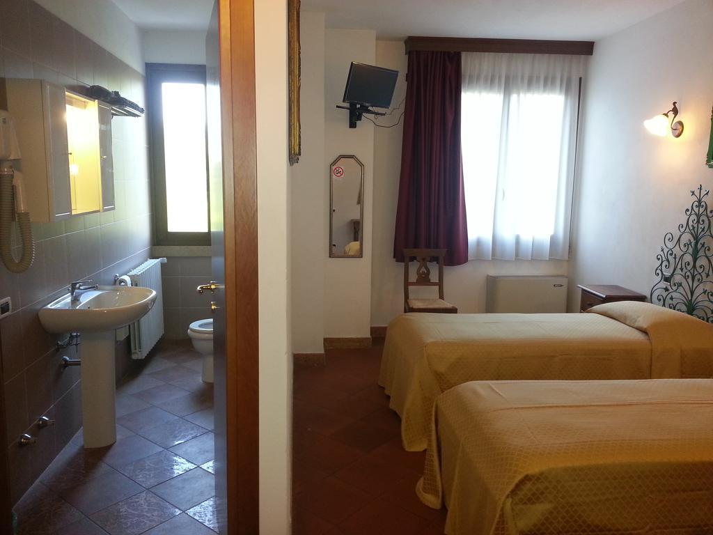 Agriturismo Corte Trincerone Mantua Exterior foto